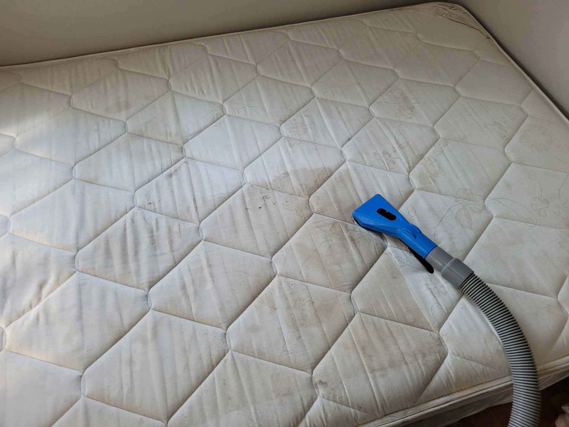 Carpet Cleaning Midway, KY 69 mattress-cleaning-midway-ky-hero